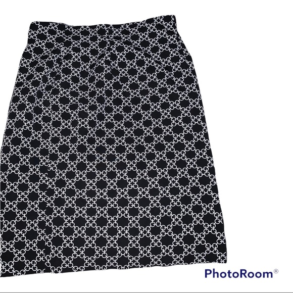Chadwick’s Black White Chain Print Pencil Skirt Size 14. No flaws. - Picture 10 of 10